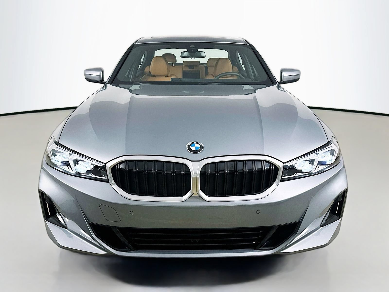 Used 2025 BMW 330i xDrive Sedan AWD/4WD image 2