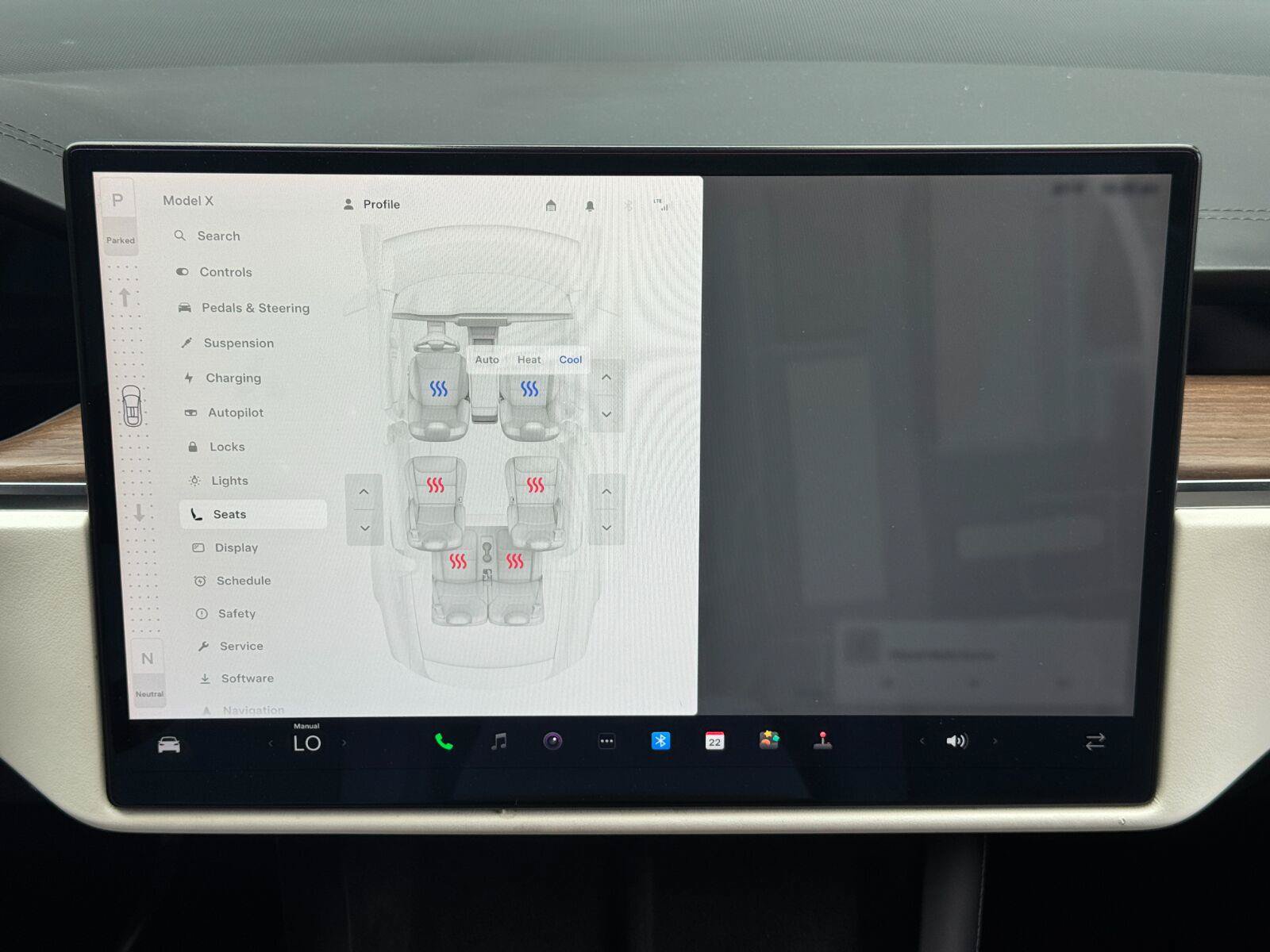 Used 2022 Tesla Model X AWD/4WD image 27