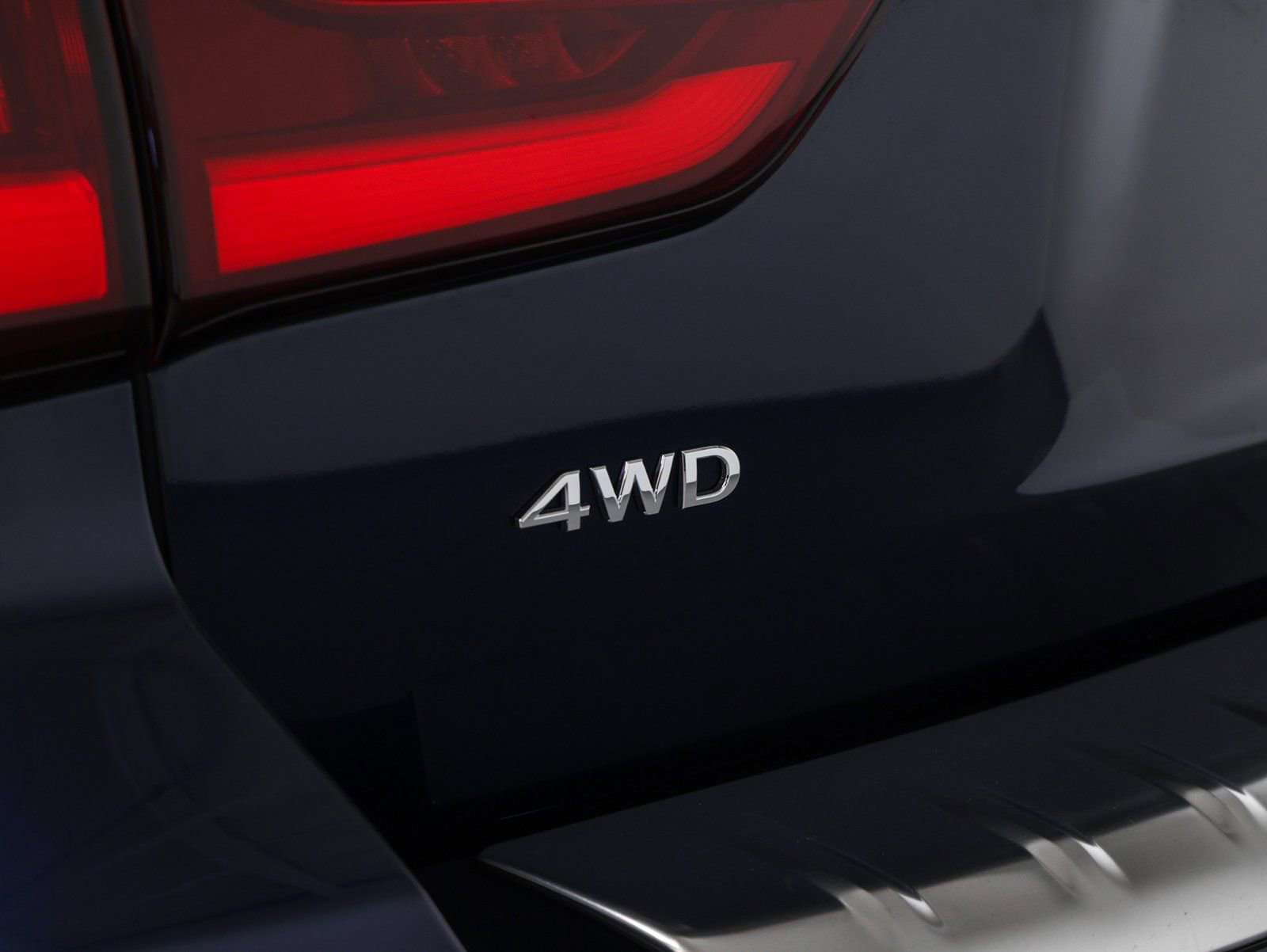 Used 2024 INFINITI QX80 Luxe w/ Cargo Package image 18