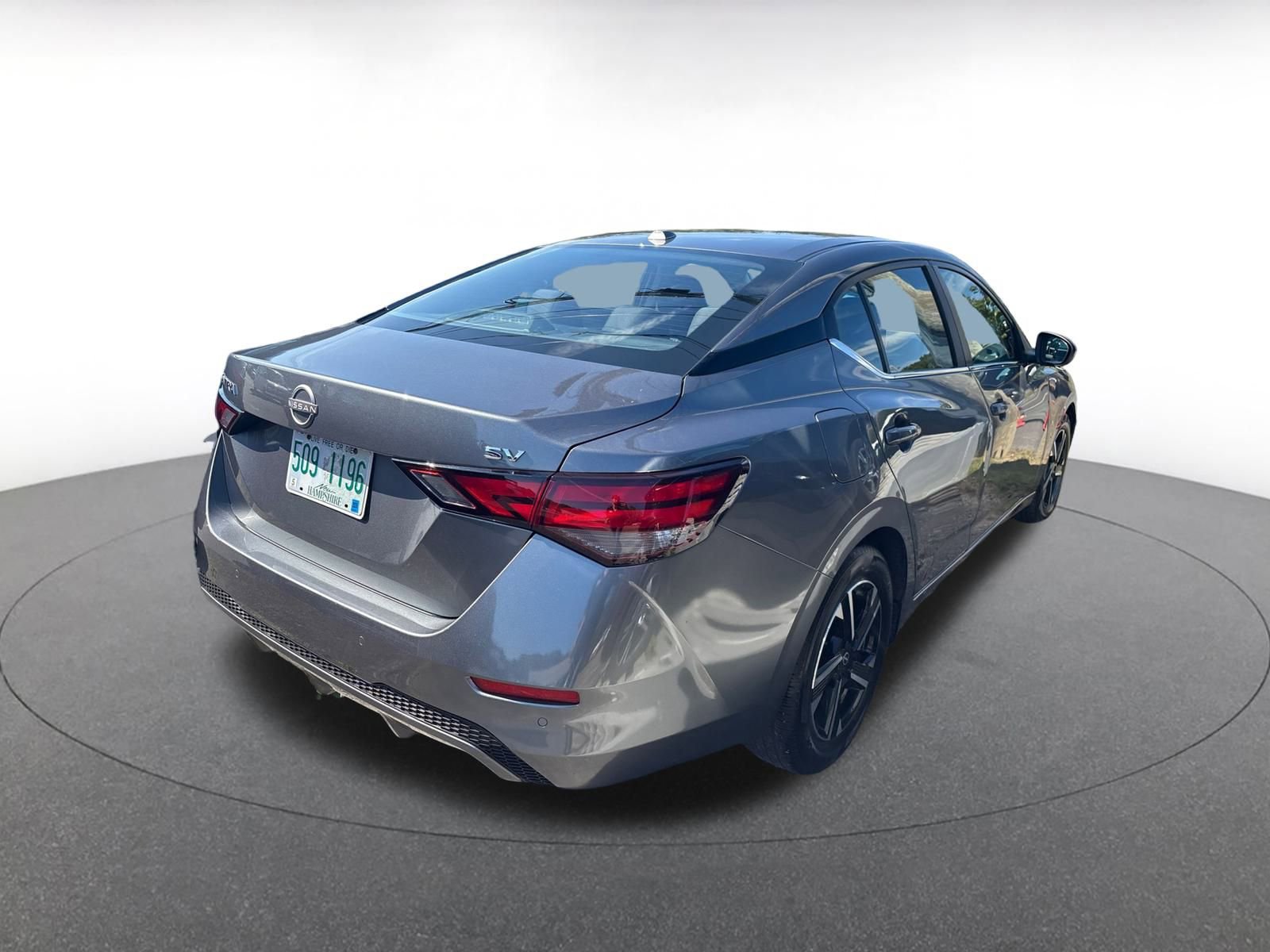 Used 2024 Nissan Sentra SV image 8