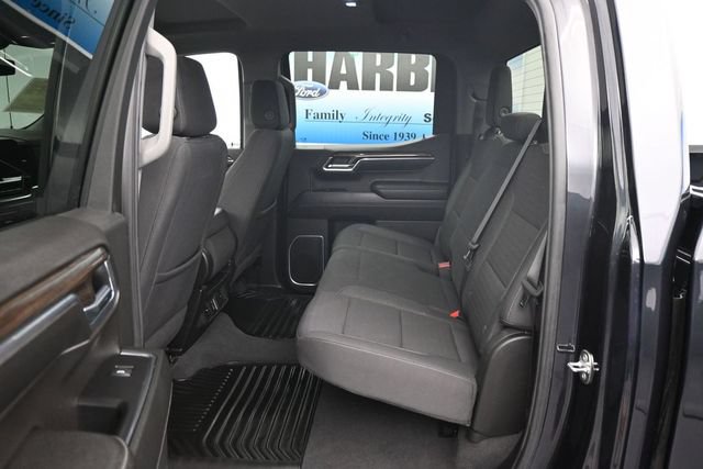 Used 2023 Chevrolet Silverado 1500 LT AWD/4WD image 8