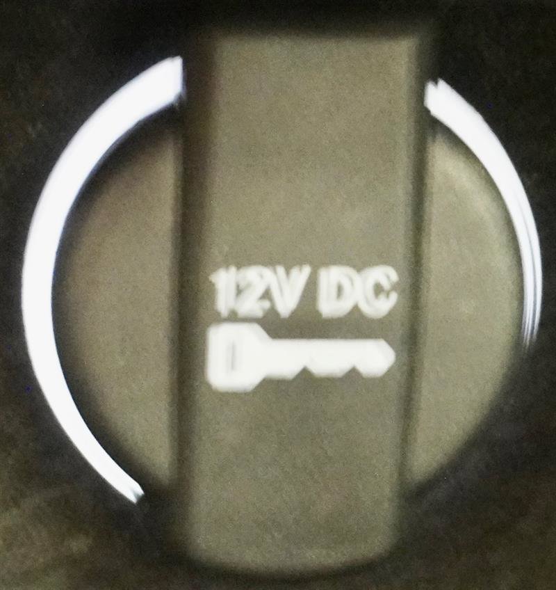 Used 2015 Chrysler 300 Limited image 21