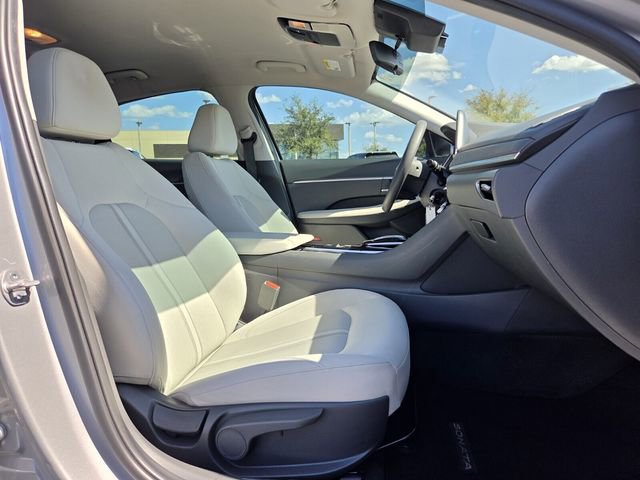 Used 2023 Hyundai Sonata SE image 19