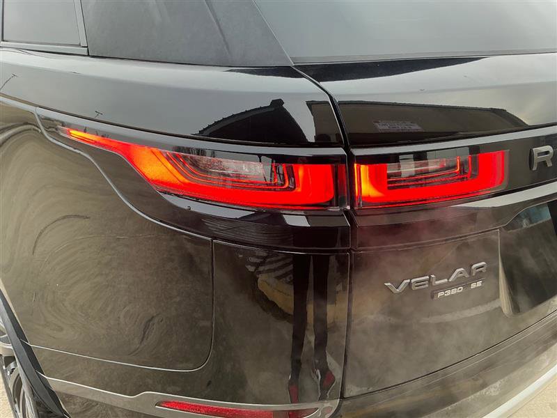 Used 2018 Land Rover Range Rover Velar R-Dynamic SE image 20