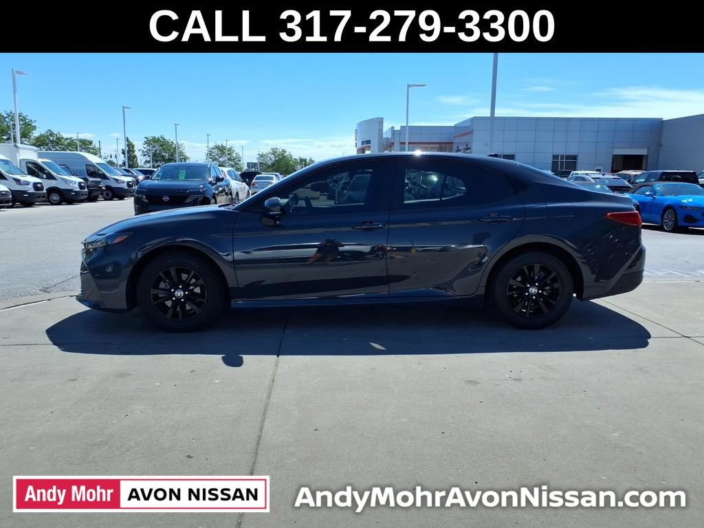 Used 2025 Toyota Camry LE FWD image 5