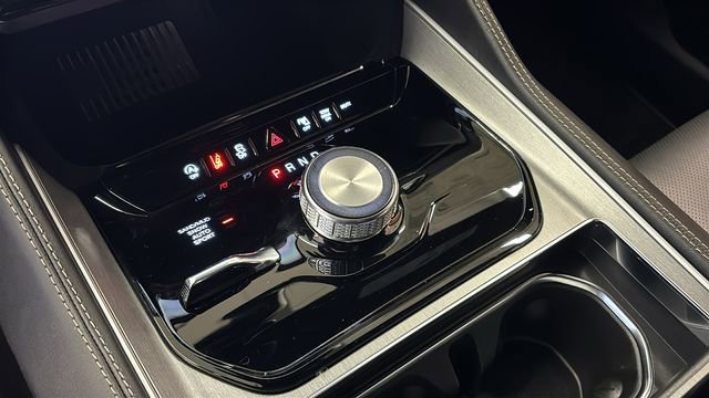 New 2026 Jeep Grand Wagoneer 4WD image 23