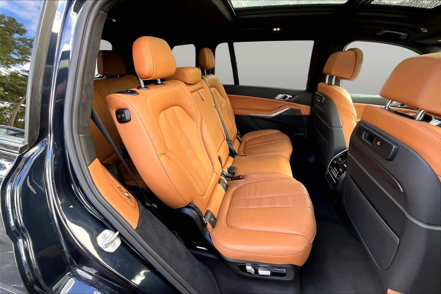 Used 2021 BMW X7 xDrive40i w/ M Sport Package AWD/4WD image 20