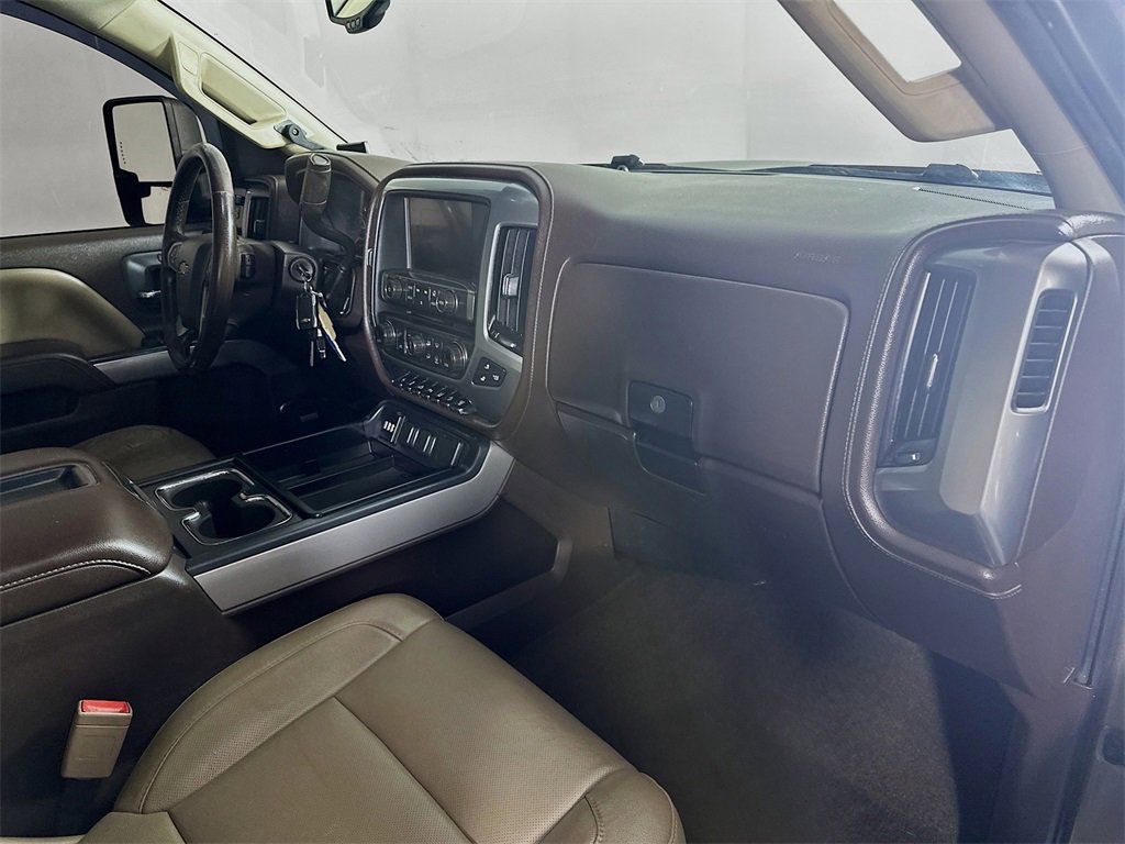 Used 2015 Chevrolet Silverado 2500 LTZ w/ Duramax Plus Package image 32