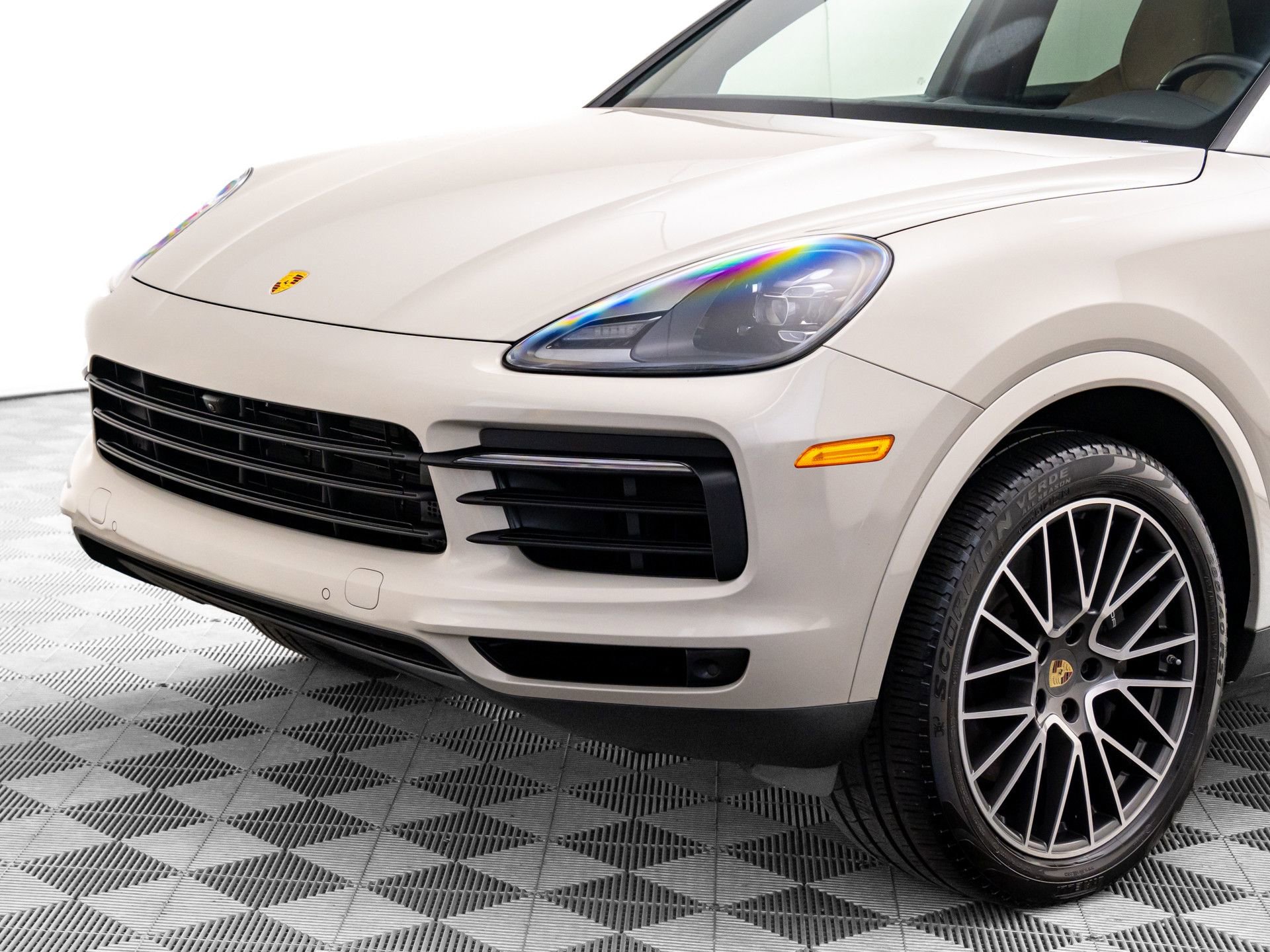 Certified 2023 Porsche Cayenne image 35