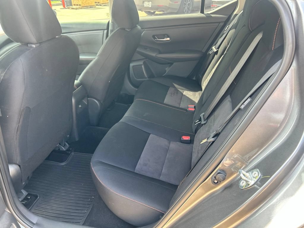 Certified 2024 Nissan Sentra SR FWD image 11