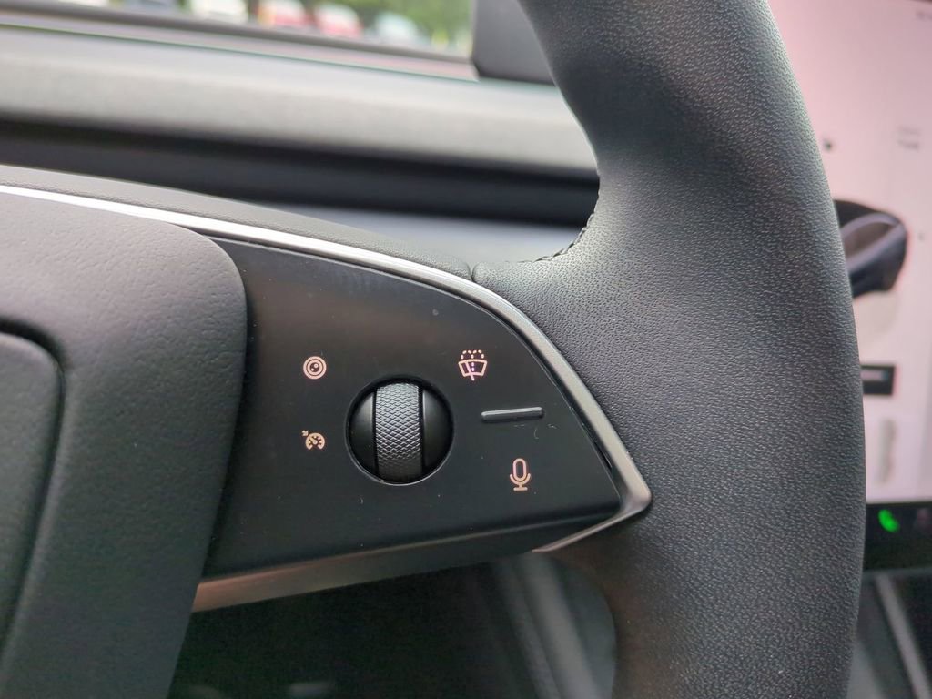 Used 2025 Tesla Model 3 Long Range RWD image 25