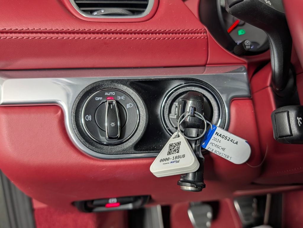 Certified 2024 Porsche 718 Boxster S image 31
