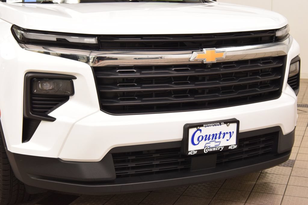 Used 2024 Chevrolet Traverse LS w/ LPO, Floor Liner Package AWD/4WD image 13