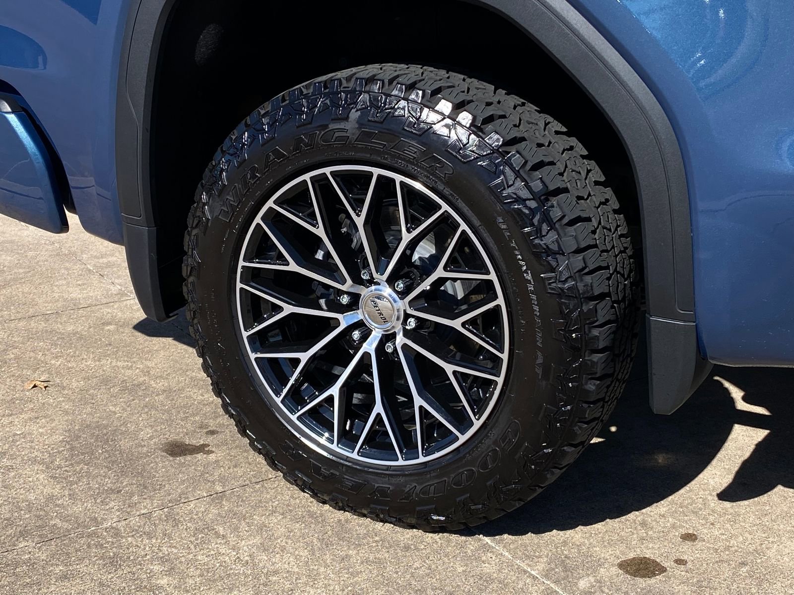 Used 2026 GMC Sierra 1500 Denali Ultimate image 8