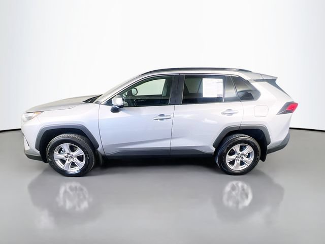 Used 2025 Toyota RAV4 XLE w/ Convenience Package FWD image 5
