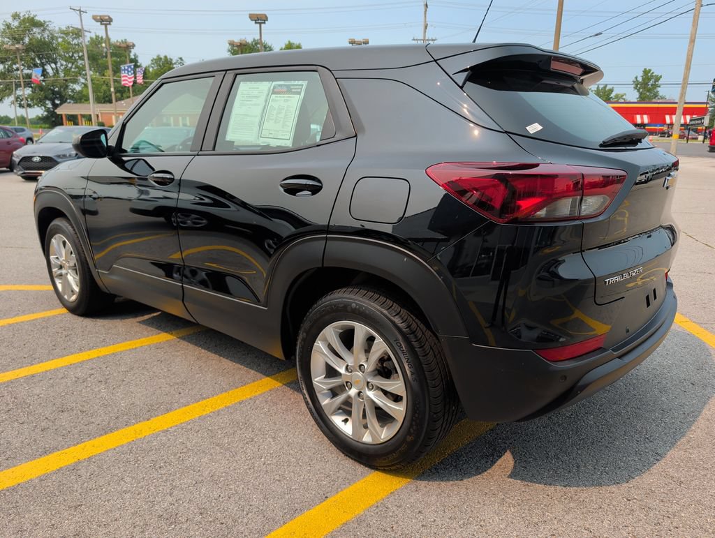 Used 2022 Chevrolet TrailBlazer LS FWD image 5