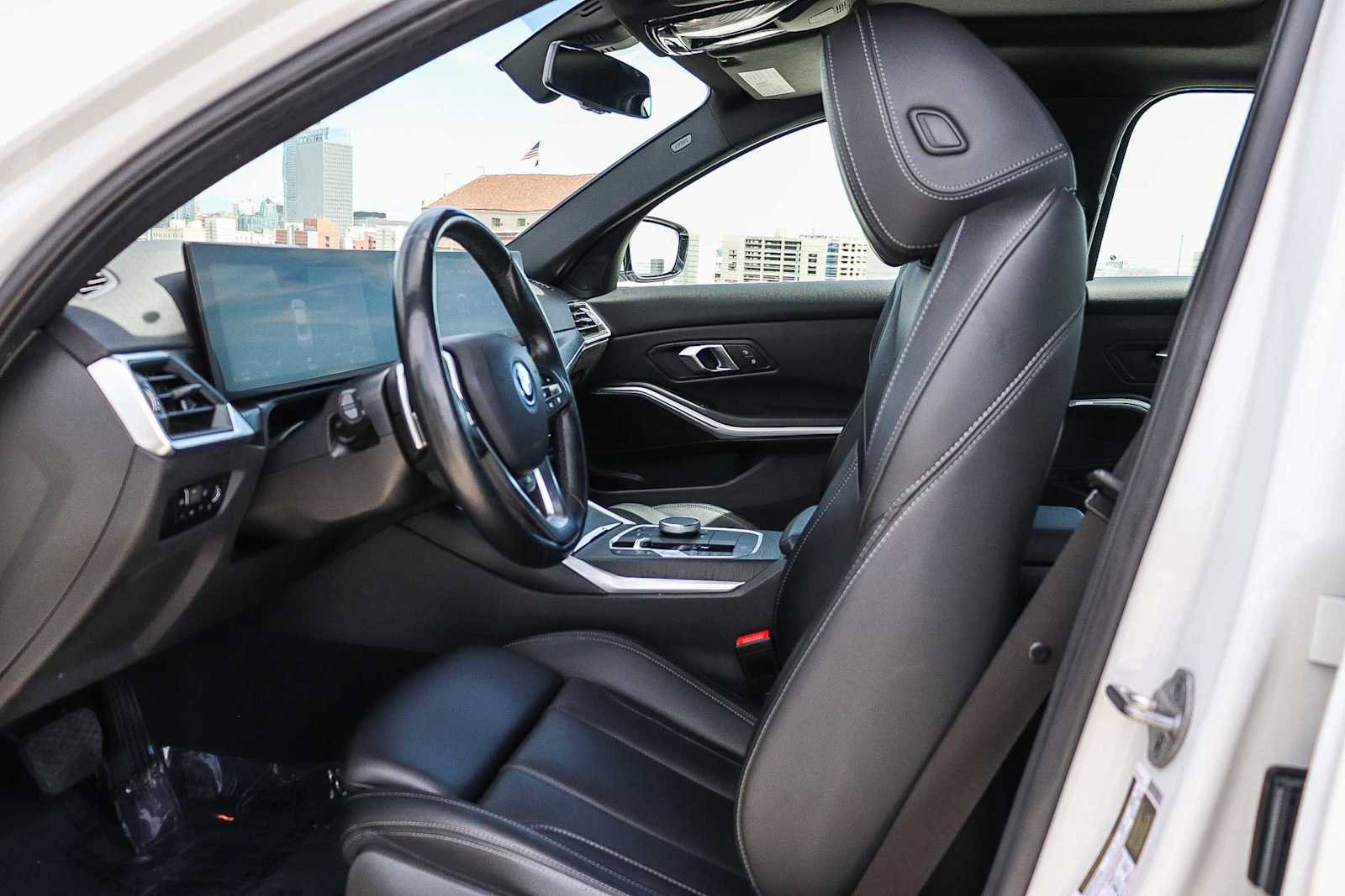 Used 2024 BMW 330e image 16