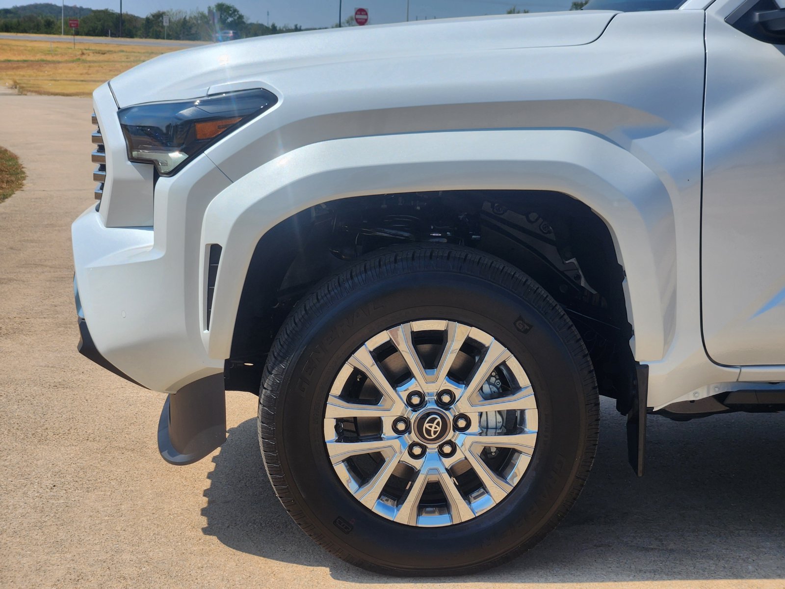 New 2026 Toyota Tacoma Limited AWD/4WD image 10