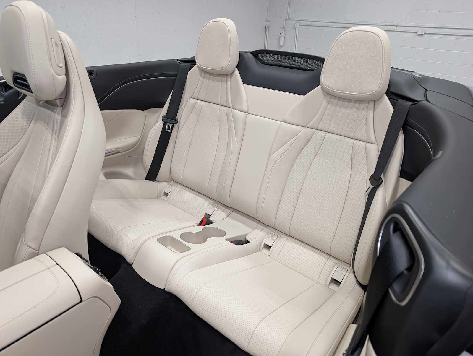 New 2026 Mercedes-Benz CLE 450 4MATIC Cabriolet image 19