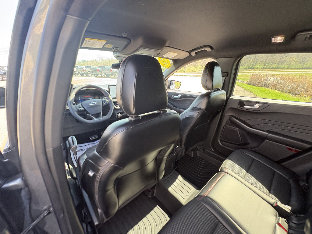 Used 2024 Ford Escape ST-Line w/ Tech Pack #1 image 19