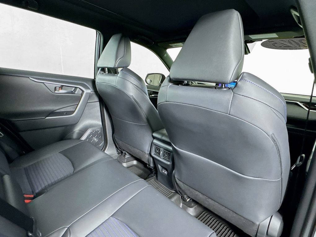 Used 2025 Toyota RAV4 XSE w/ Advanced Technology Package image 27