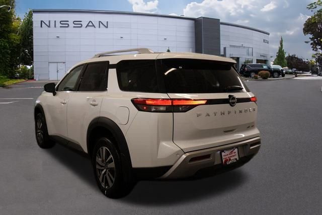 New 2025 Nissan Pathfinder SL image 4