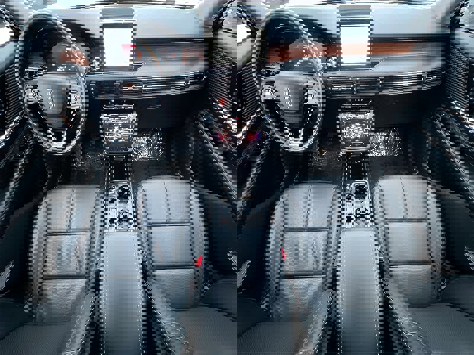 Used 2022 Lincoln Corsair Reserve w/ Equipment Group 201A image 15