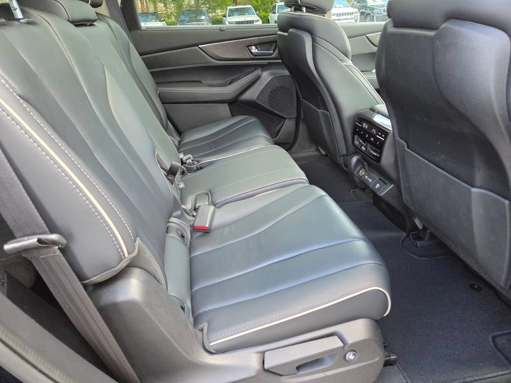 Used 2023 Acura MDX w/ Advance Package AWD/4WD image 18