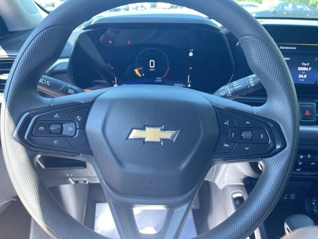 Used 2025 Chevrolet TrailBlazer LS w/ LS Convenience Package FWD image 11