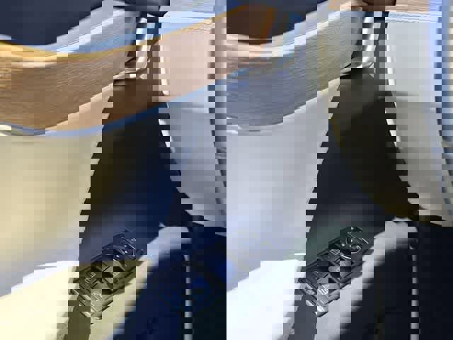 Used 2021 Tesla Model X Long Range image 14