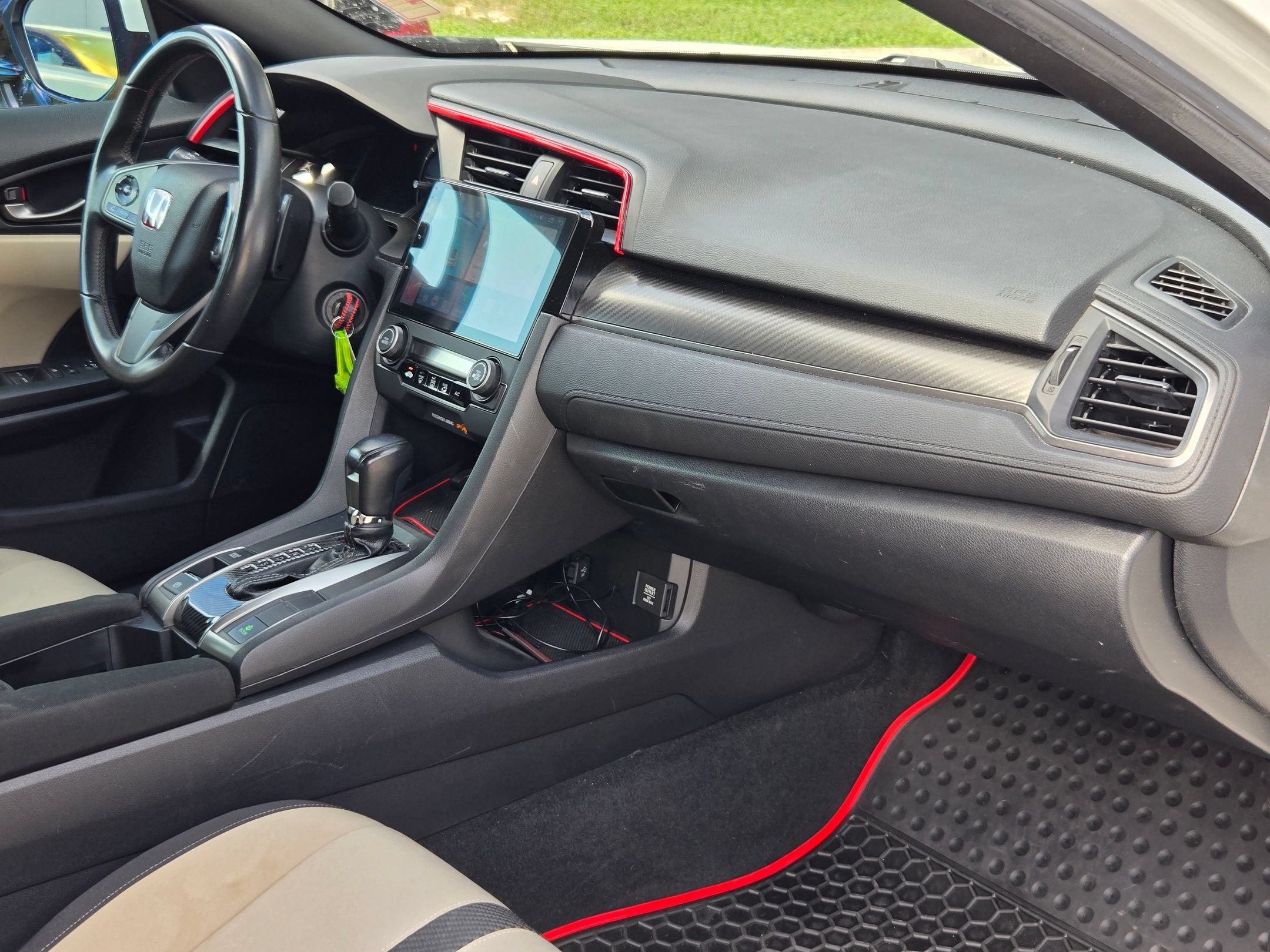 Used 2018 Honda Civic Sport image 29