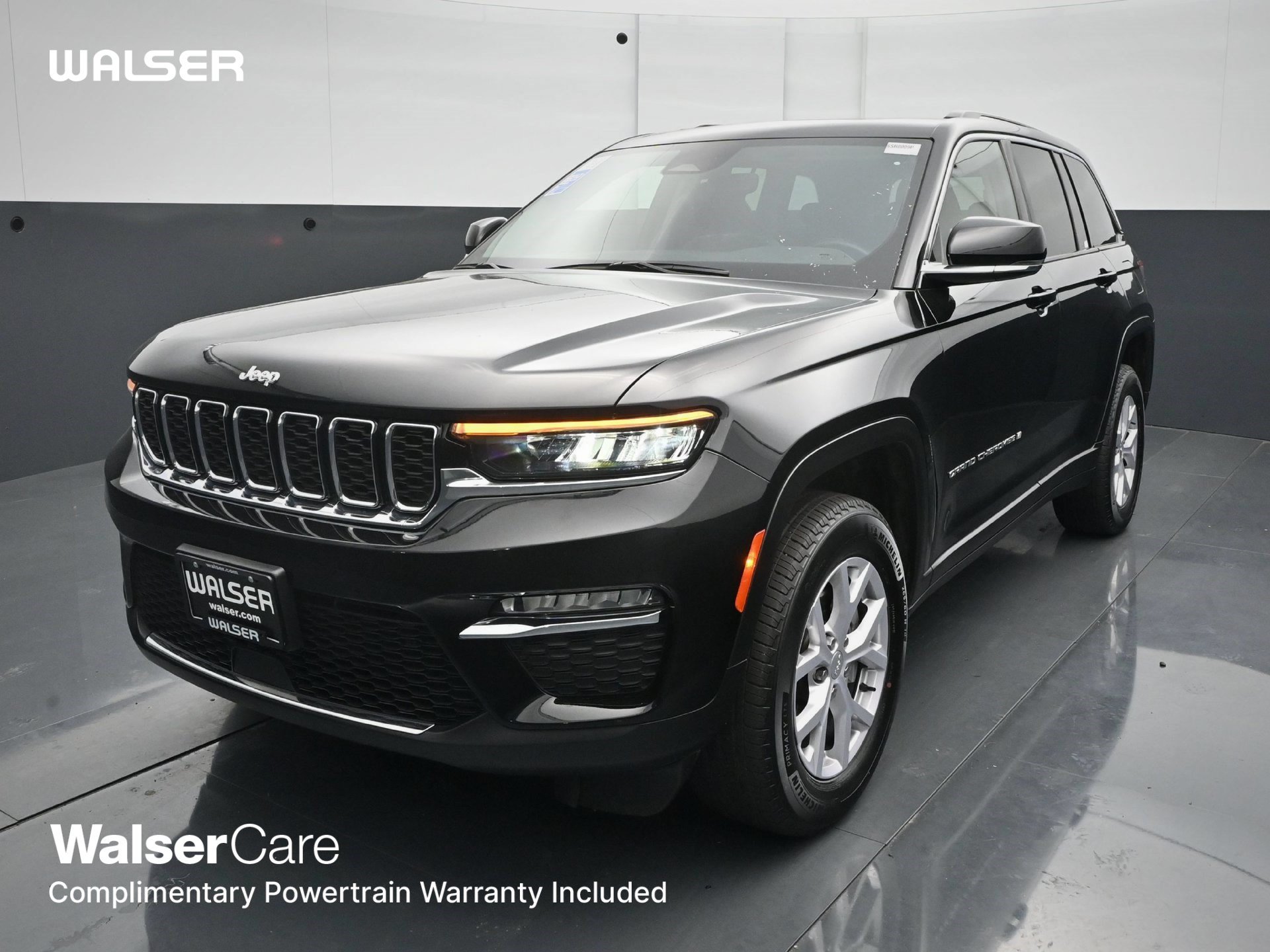 Used 2022 Jeep Grand Cherokee Limited AWD/4WD image 1