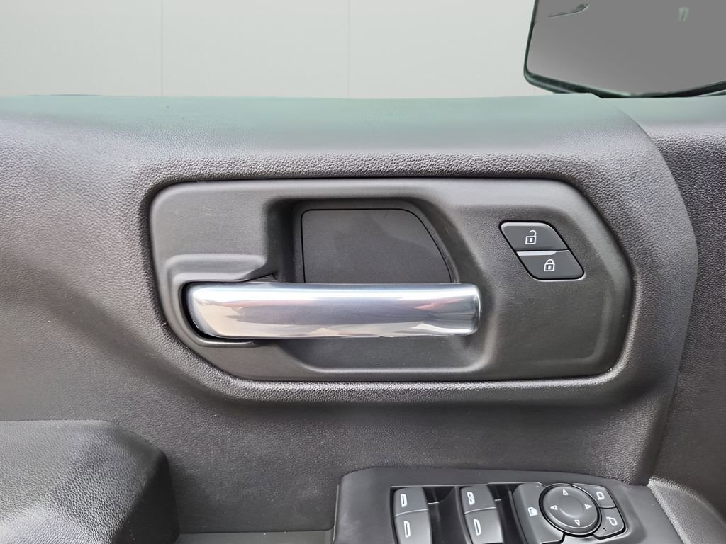 Used 2021 GMC Sierra 1500 2WD Crew Cab w/ Sierra Value Package image 27