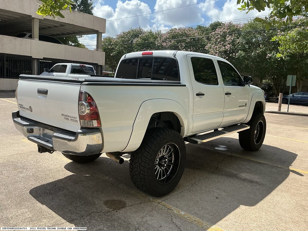 Used 2013 Toyota Tacoma PreRunner w/ SR5 Pkg RWD image 5