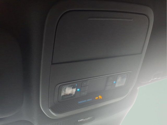 Certified 2025 Ford Explorer ST-Line AWD/4WD image 24