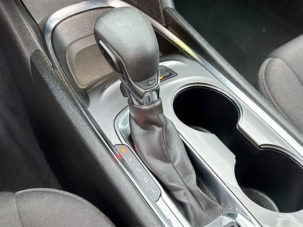 Used 2024 Chevrolet Malibu LT image 16