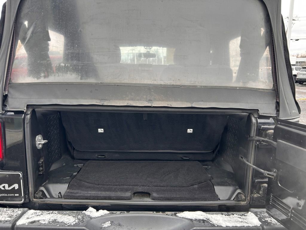 Used 2018 Jeep Wrangler Sport image 22