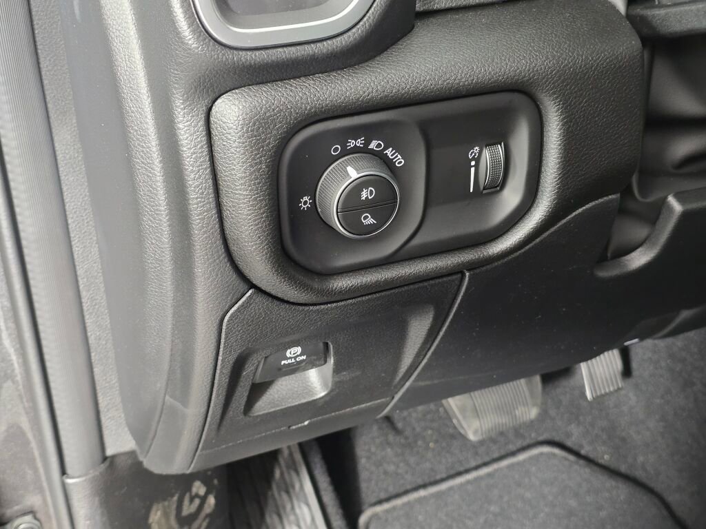 New 2026 RAM 1500 Big Horn AWD/4WD image 23
