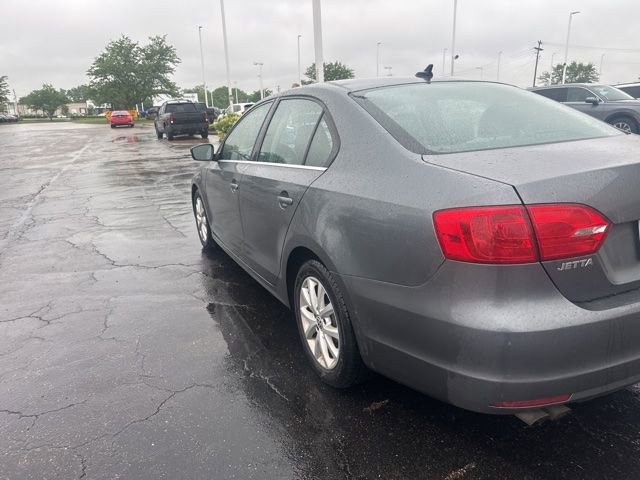 Used 2013 Volkswagen Jetta SE FWD image 12