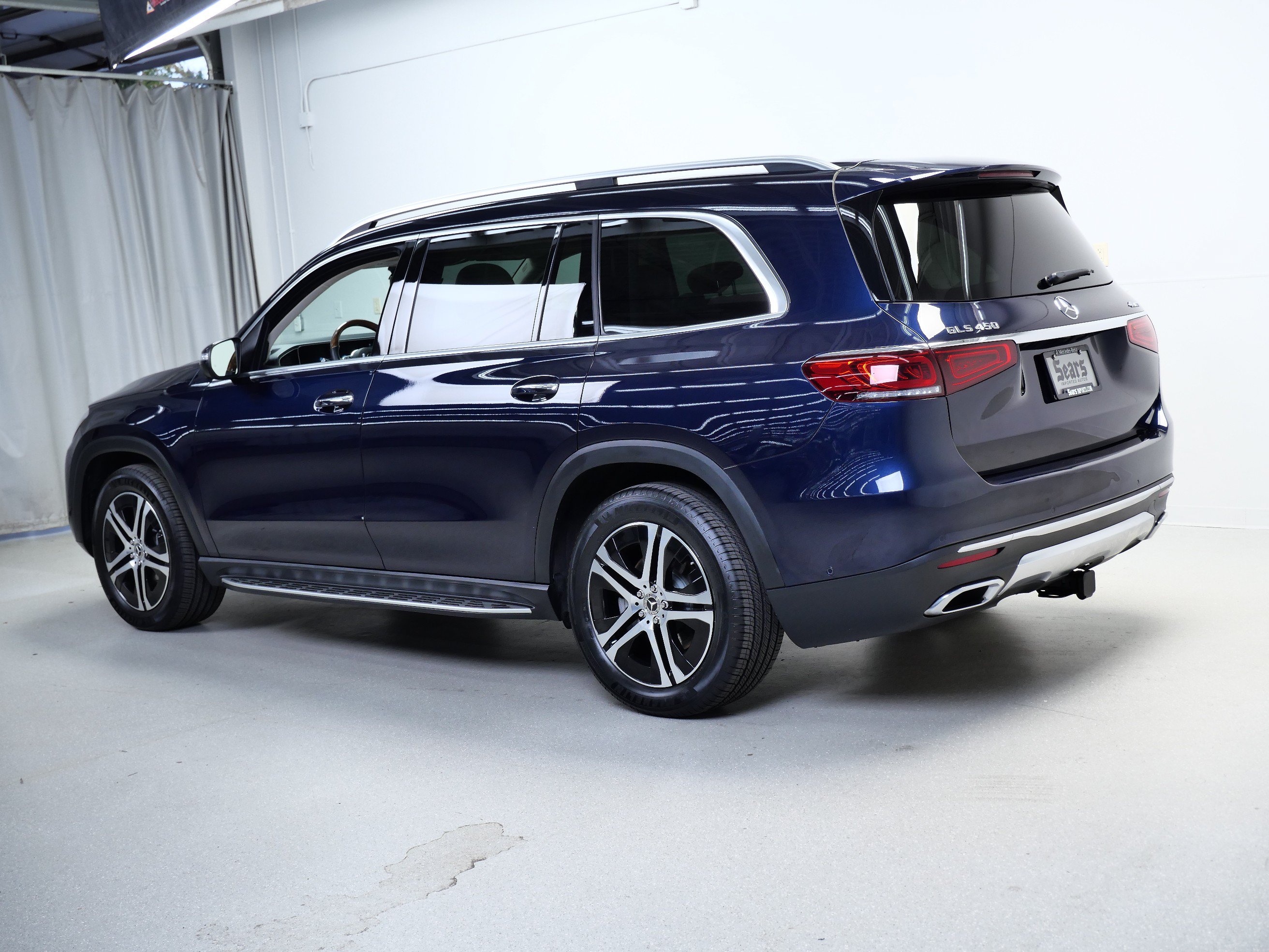 Used 2022 Mercedes-Benz GLS 450 4MATIC image 11