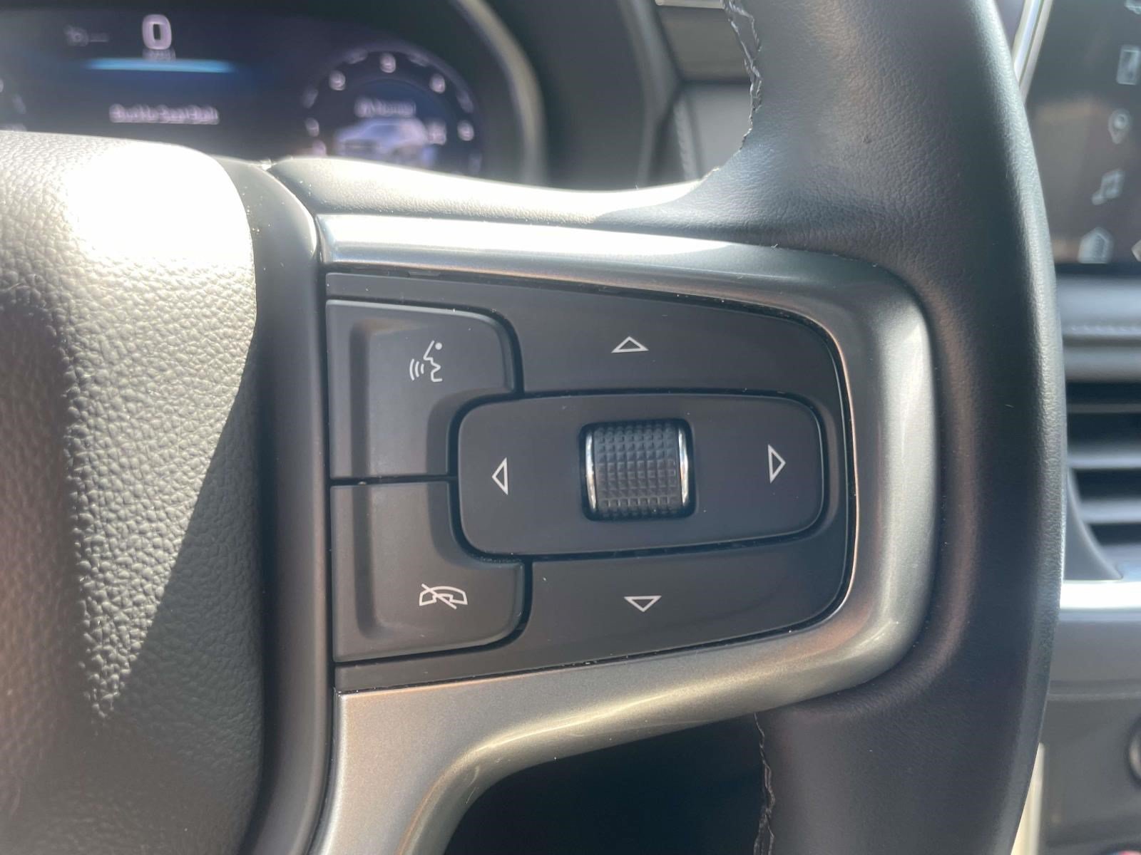 Used 2024 Chevrolet Tahoe LT AWD/4WD image 22