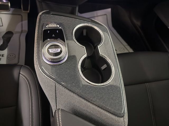 Certified 2025 Cadillac Optiq Luxury 1 w/ LPO, Floor Liner Package image 32