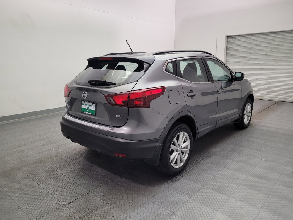 Used 2018 Nissan Rogue Sport SV FWD image 9