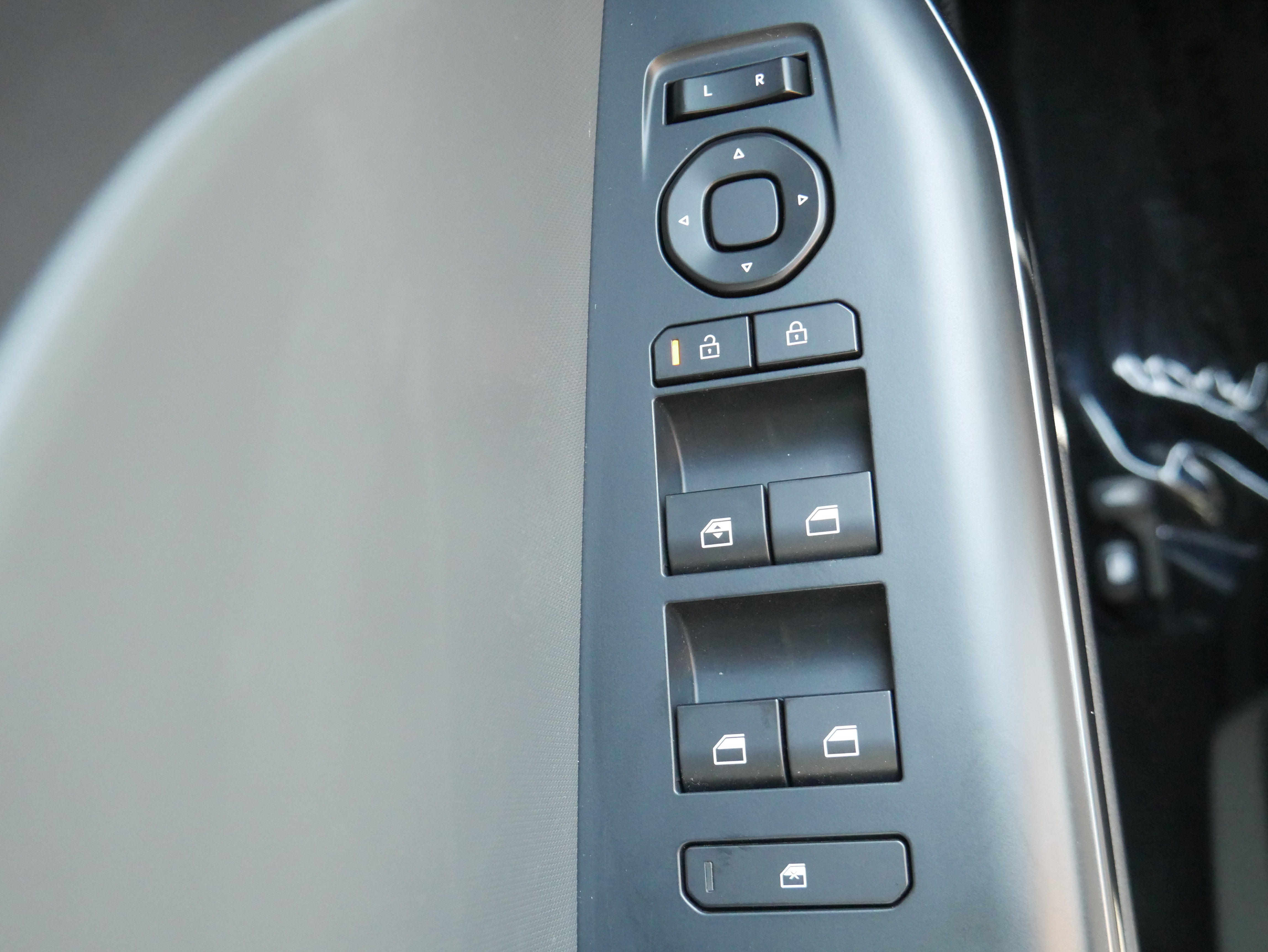 Certified 2025 Kia K4 FWD image 27
