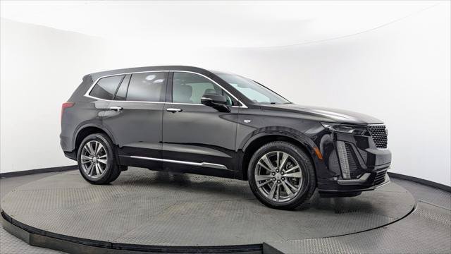 Used 2025 Cadillac XT6 Premium Luxury FWD image 11