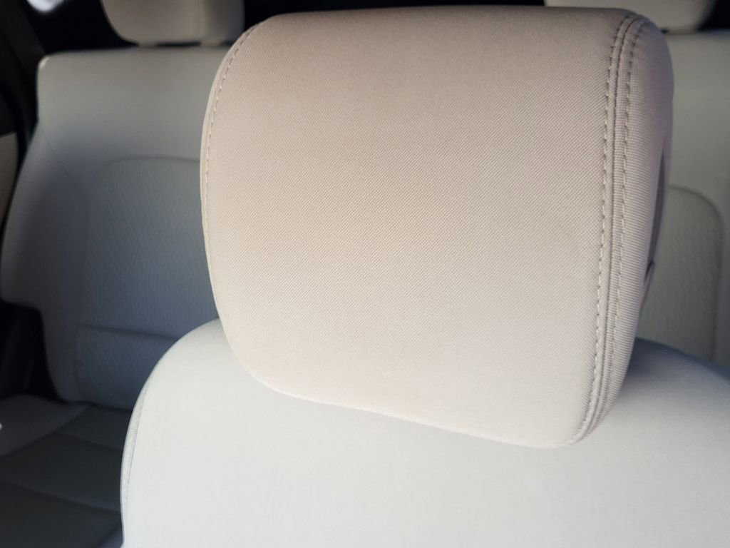 Used 2018 Hyundai Santa Fe Sport AWD/4WD image 6