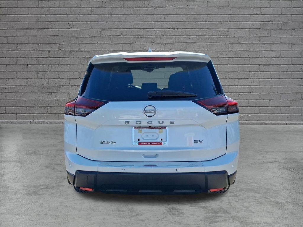 Used 2024 Nissan Rogue SV FWD image 11