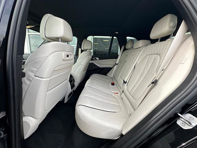 Certified 2023 BMW X5 xDrive40i w/ Executive Package image 21