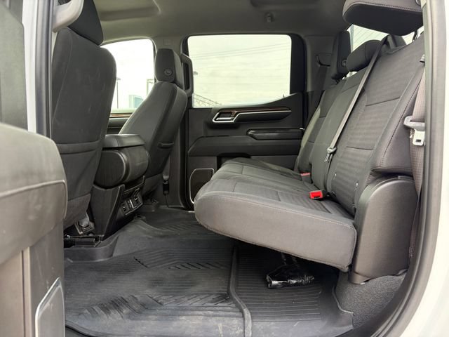 Used 2022 Chevrolet Silverado 1500 RST AWD/4WD image 13