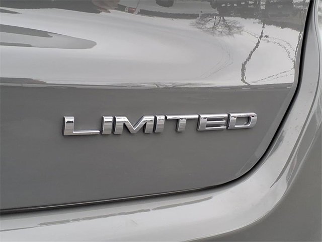 Used 2023 Jeep Compass Limited image 11